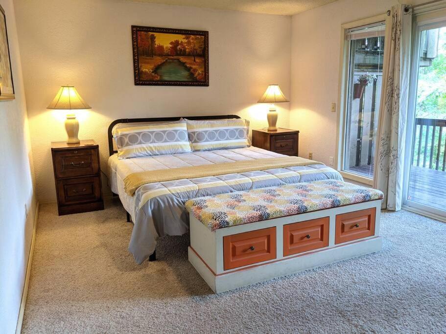 Corner Lake Getaway Apartment Bella Vista Екстериор снимка