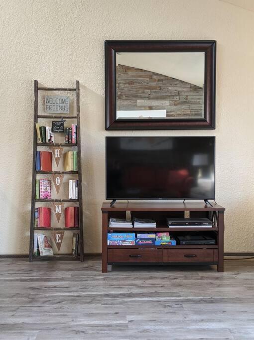 Corner Lake Getaway Apartment Bella Vista Екстериор снимка